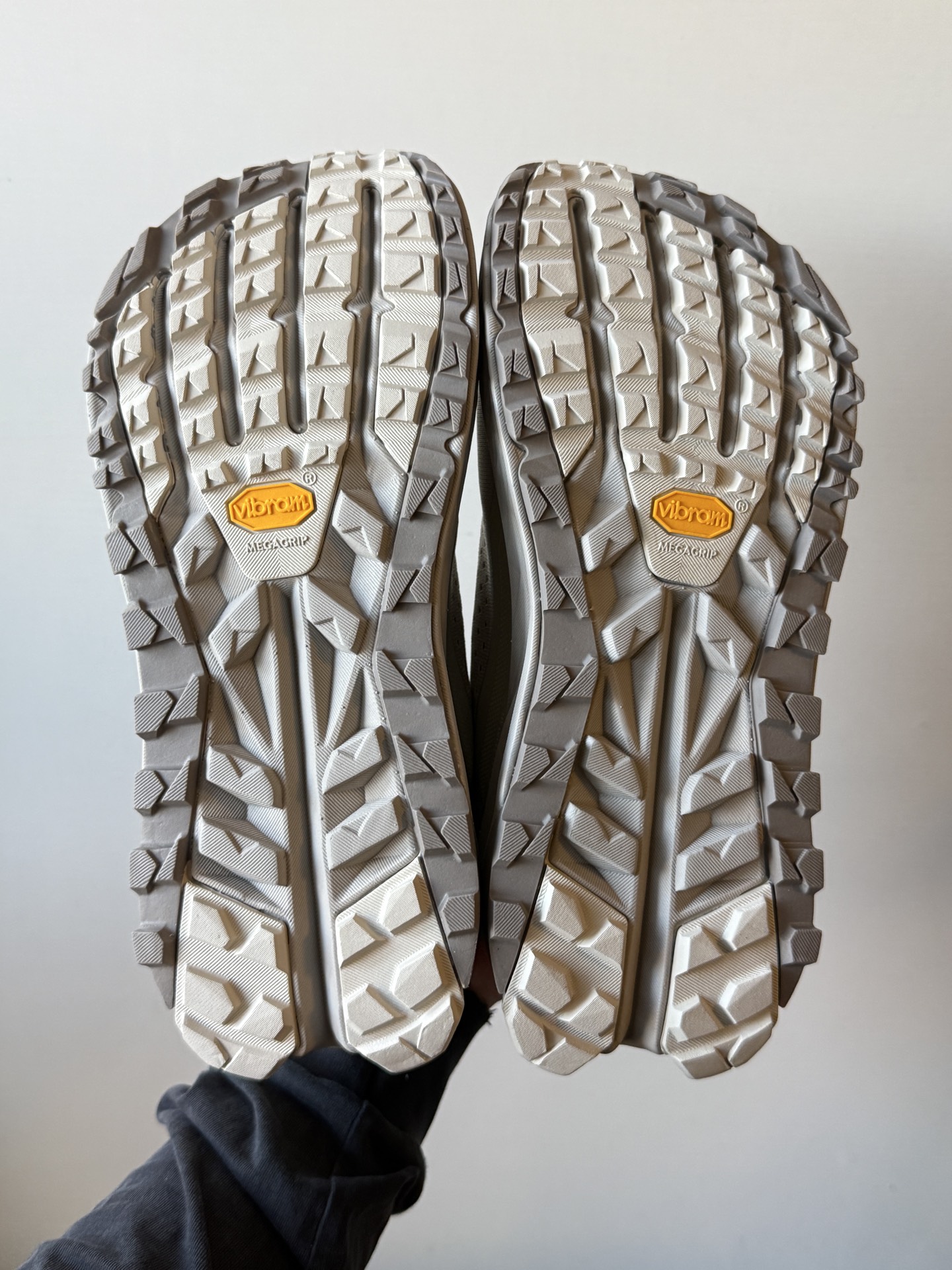 💰270 Altra OLYMPUS 6 棕色

AL0A85NJ921