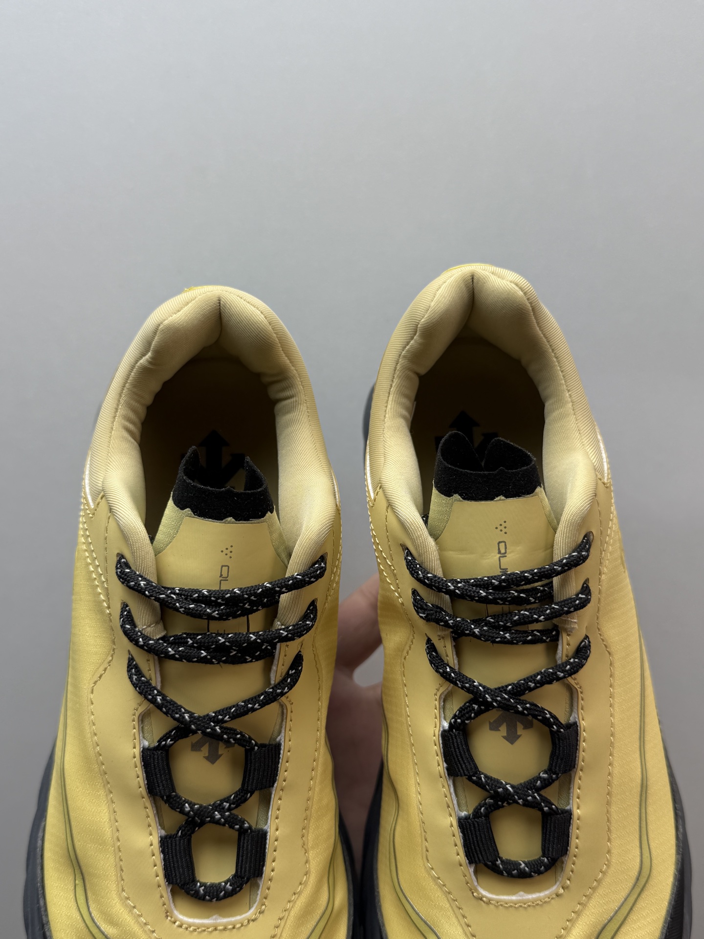 💰270 裸鞋圈最强 迪桑特DESCENTE Terrain D 黄黑色
做工干净整洁 鞋型立挺不变形 秒杀市场歪歪扭扭
细节正确 带刷胶

特殊货源 市场独家批次 
稀缺货源 上图即是独家款式

SQ123LCR34-YEL0