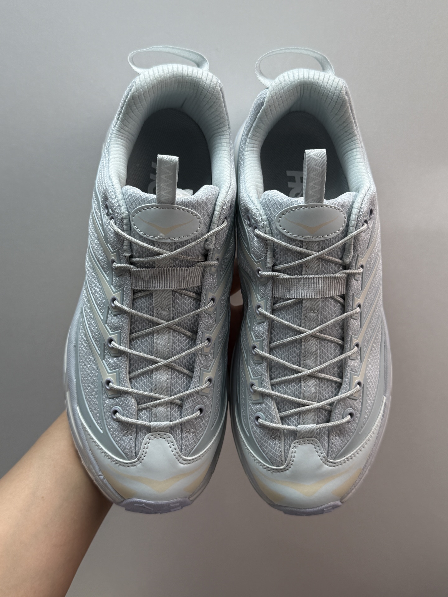 🔥🔥🔥 💰270 裸鞋圈最强HOKA ONE ONE Mafate Three 2 蓝色
东莞支线订单 奢侈品工艺
东莞原装底面HOKA
鞋底碳板加持 抗扭矩强
正确细节 正确越南环保鞋垫
正确越南中底布

1141572-ILD