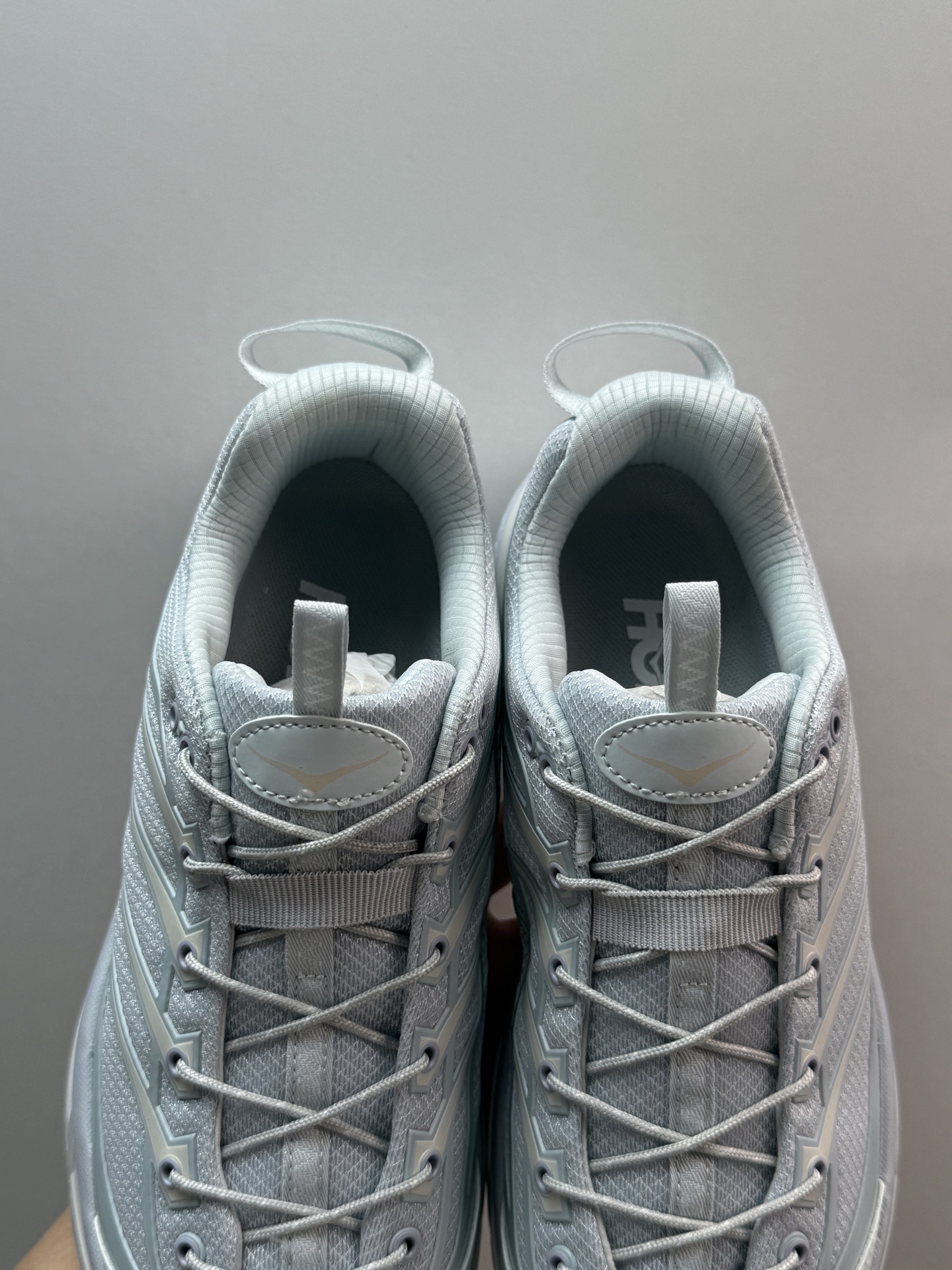 🔥🔥🔥 💰270 裸鞋圈最强HOKA ONE ONE Mafate Three 2 蓝色
东莞支线订单 奢侈品工艺
东莞原装底面HOKA
鞋底碳板加持 抗扭矩强
正确细节 正确越南环保鞋垫
正确越南中底布

1141572-ILD