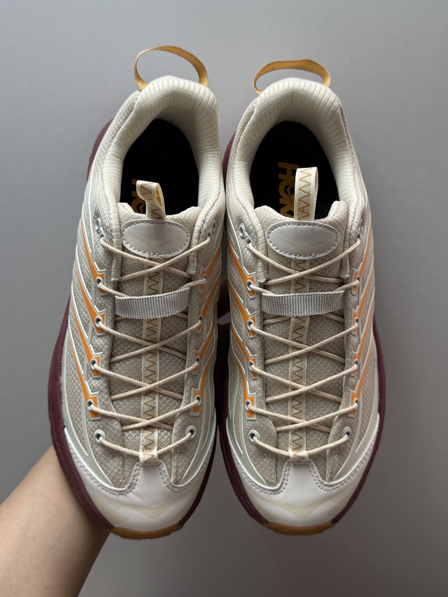 🔥🔥🔥 💰270 裸鞋圈最强HOKA ONE ONE Mafate Three 2 米红色
东莞支线订单 奢侈品工艺
东莞原装底面HOKA
鞋底碳板加持 抗扭矩强
正确细节 正确越南环保鞋垫
正确越南中底布

1141572-VVR