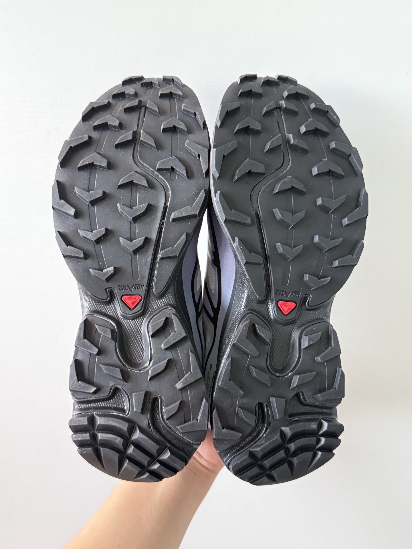 SALOMON萨洛蒙 XT-6 CHROMATIC 
黑色薄雾蓝灰蓝色
东莞原厂订单

