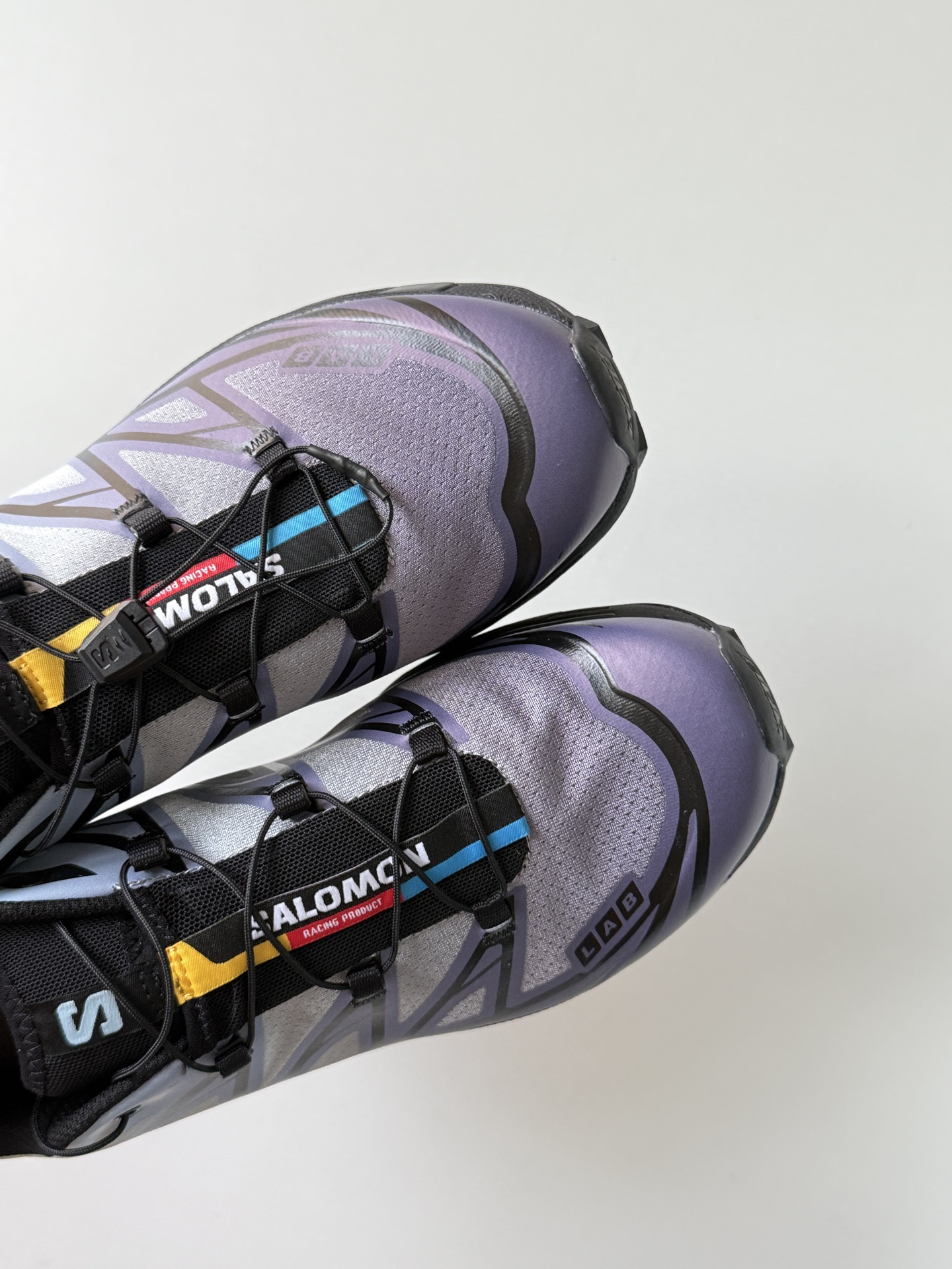 SALOMON萨洛蒙 XT-6 CHROMATIC 
黑色薄雾蓝灰蓝色
东莞原厂订单


