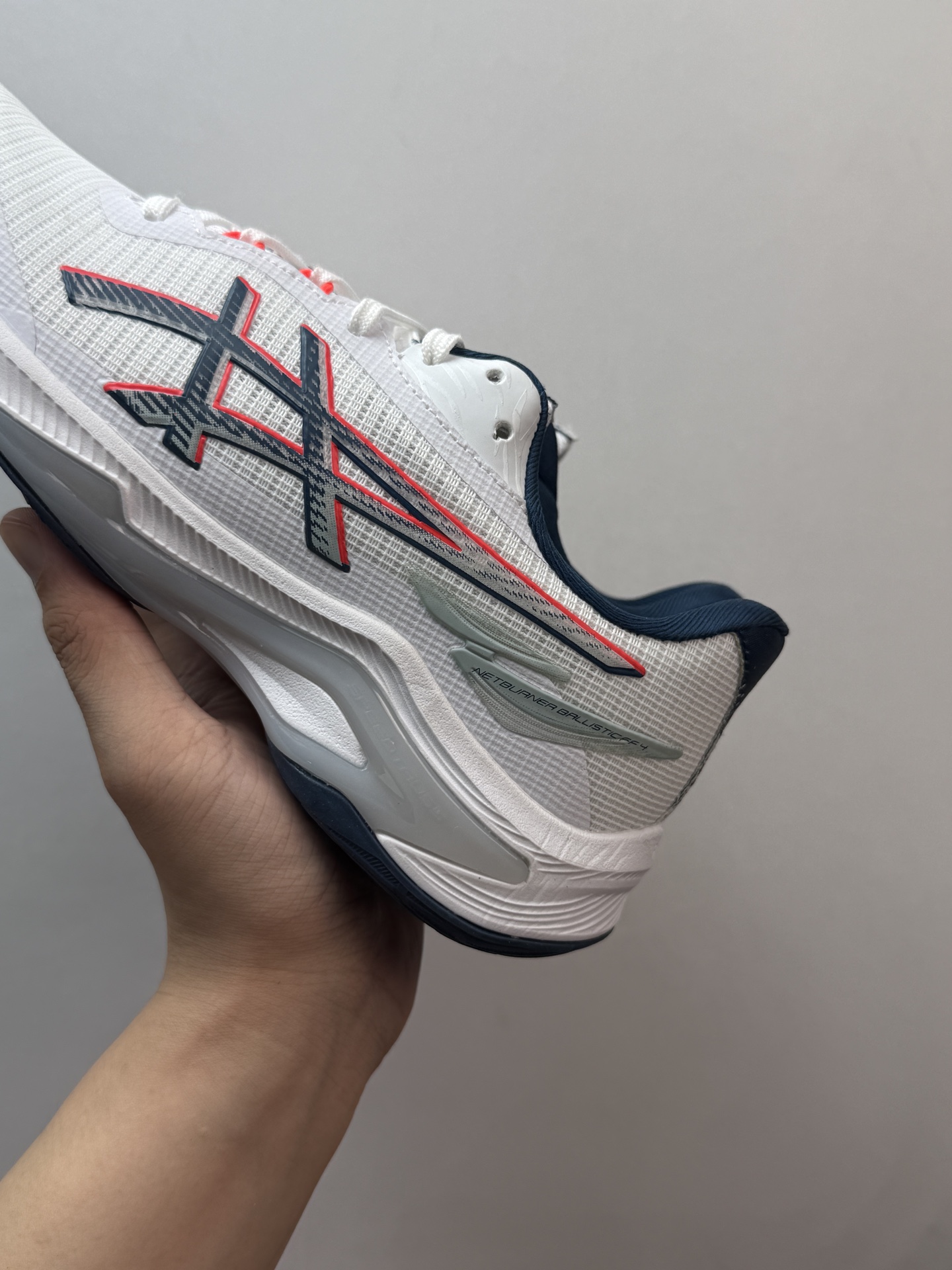 💰250 亚瑟士Asics Netburner Ballistic FF 舒适时尚简约百搭 低帮 训练鞋 男款 灰白色

越南原厂鞋面合成 最近很火
正确越南原厂网布 上脚透气舒适
正确越南环保吸汗鞋垫
中底正确越南原厂布加持钢印

1051A088-101