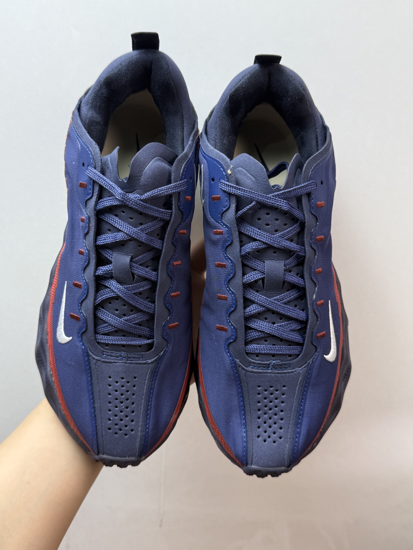 💰270 Nike Ava Rover Phantom Light Bone 舒适百搭耐磨 低帮 休闲跑步鞋 男女同款 黑红蓝

夏季热款 透气舒适 

