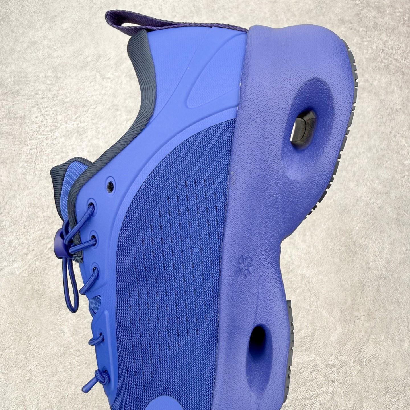 LOEWE x On Cloudtilt Electric Blue 罗意威联名昂跑 钴蓝色运动慢跑鞋 