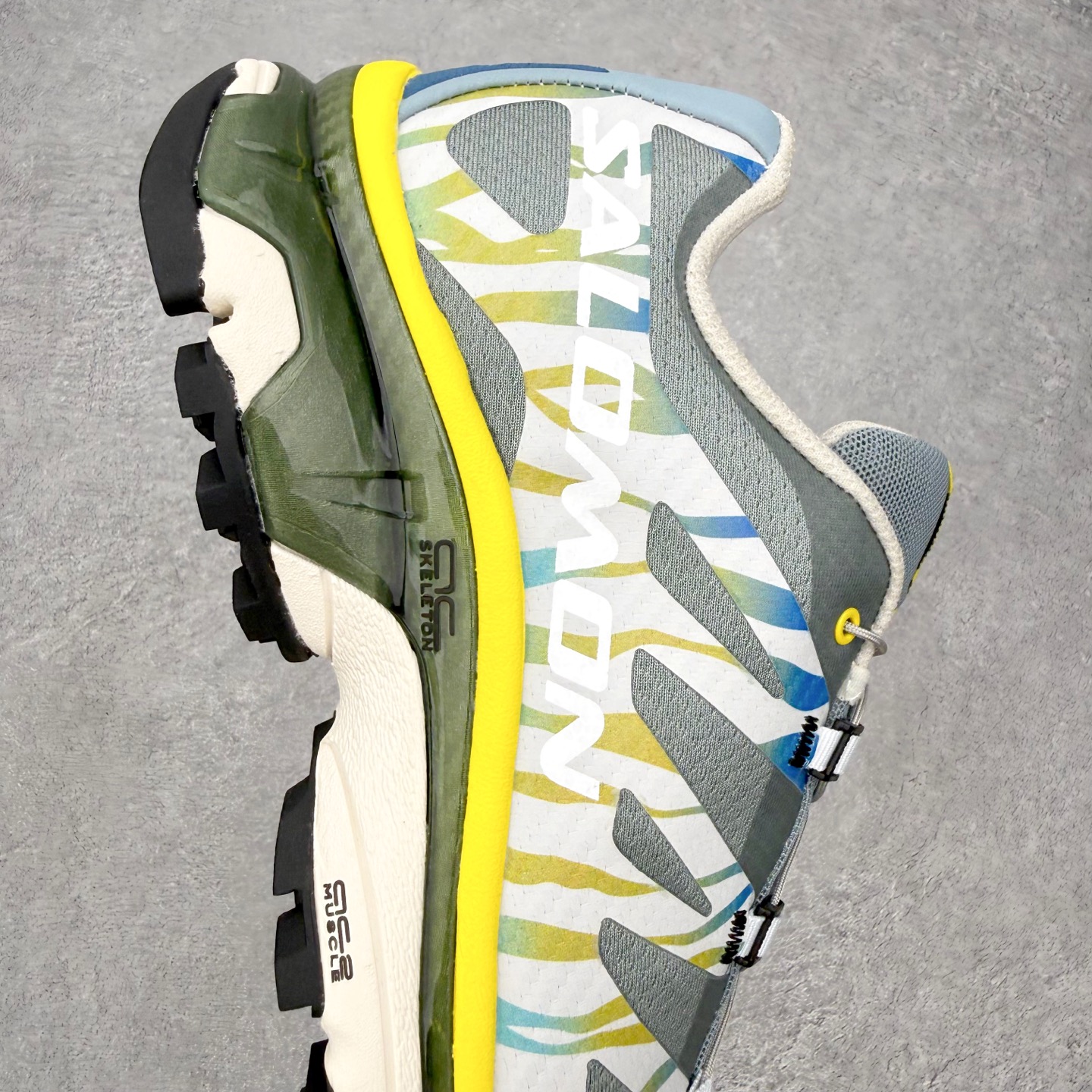 Salomon XT-4 OG Monument White Bright Yellow 萨洛蒙纪念碑灰