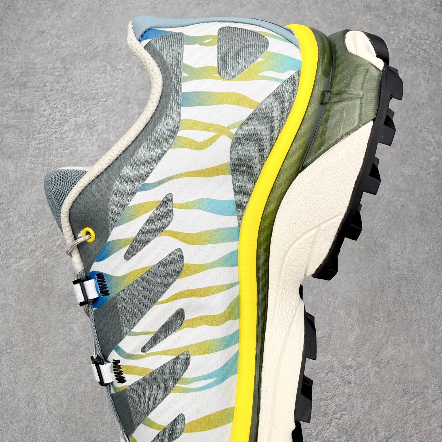 Salomon XT-4 OG Monument White Bright Yellow 萨洛蒙纪念碑灰
