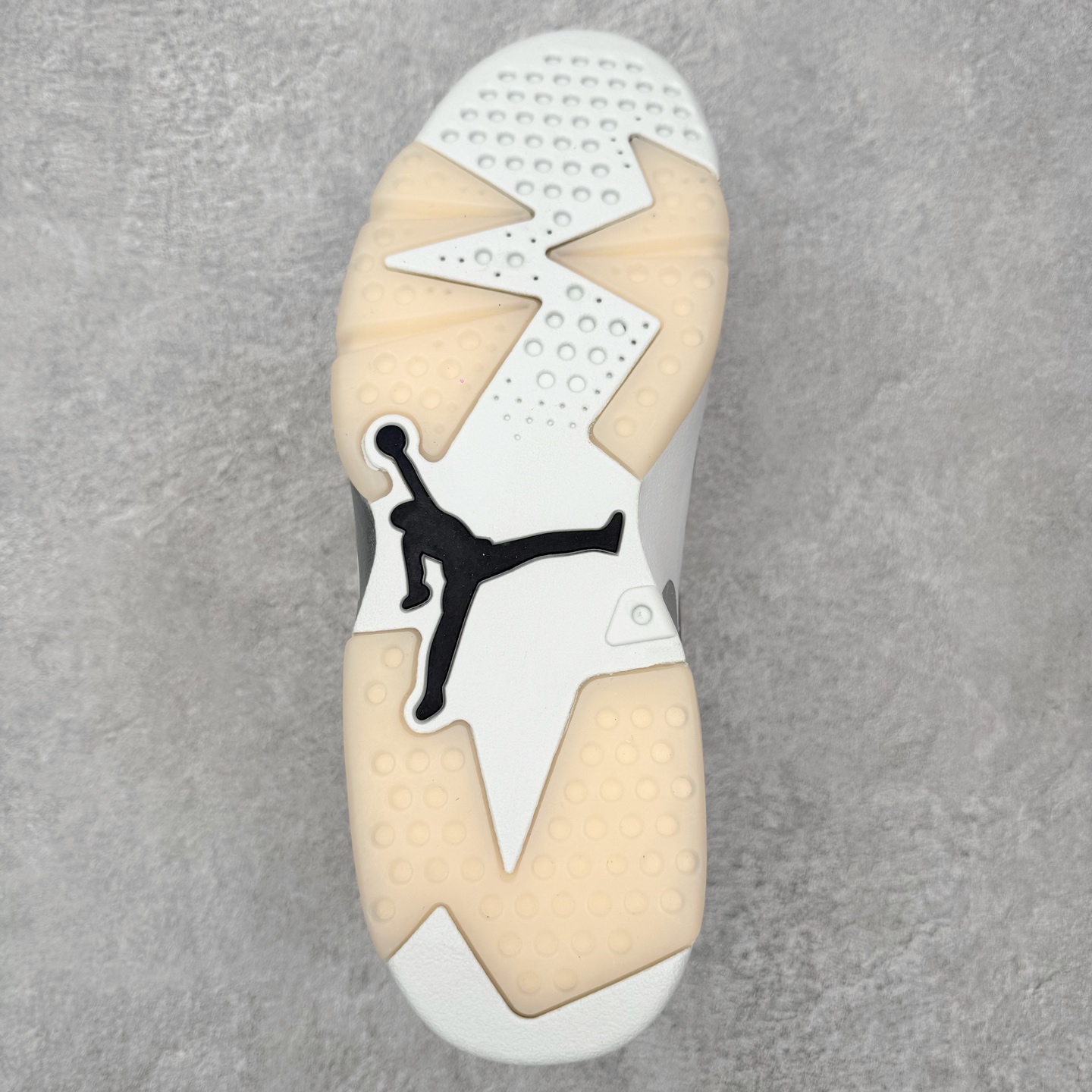 ＃ 纯原 PSG x Air Jordan AJ6 Retro 联名银色 IQ5135-001 原楦原纸