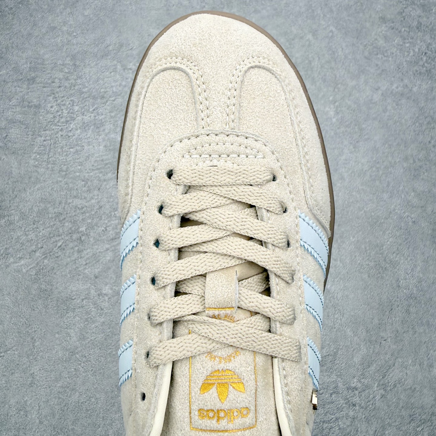 AD Gazelle Indoor Trainers 羚羊内训系列低帮复古百搭休闲运动德训风板鞋 JR2