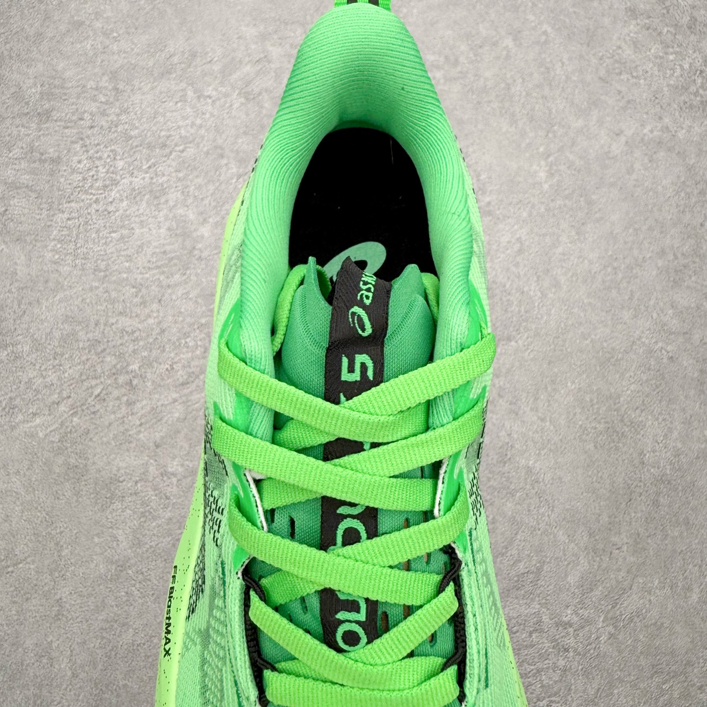 ＃XN ASICS NOVABLAST 5 舒适百搭低帮马拉松训练竞速跑步鞋 ASICS（亚瑟士）是日本