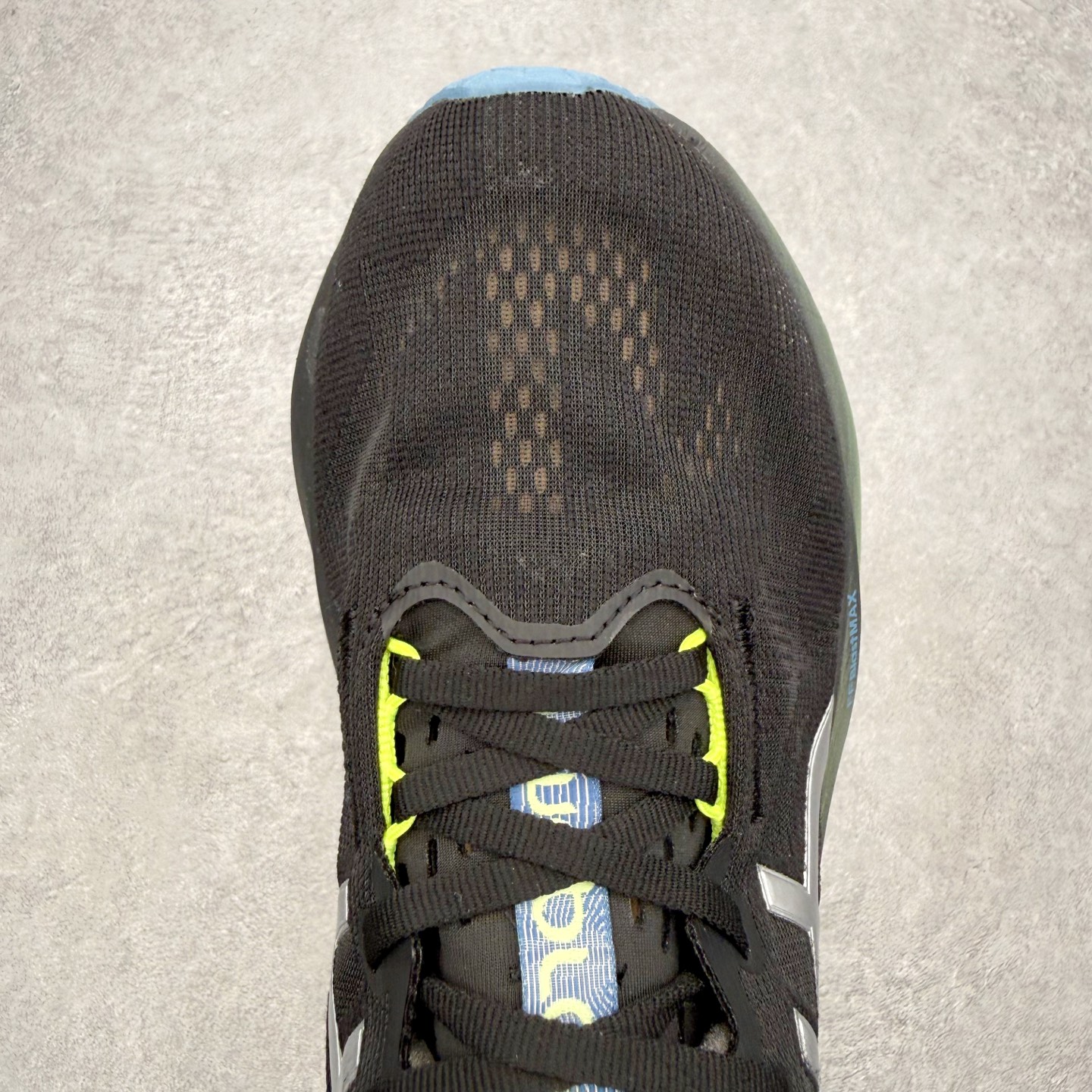 ＃XN ASICS NOVABLAST 5 舒适百搭低帮马拉松训练竞速跑步鞋 ASICS（亚瑟士）是日本