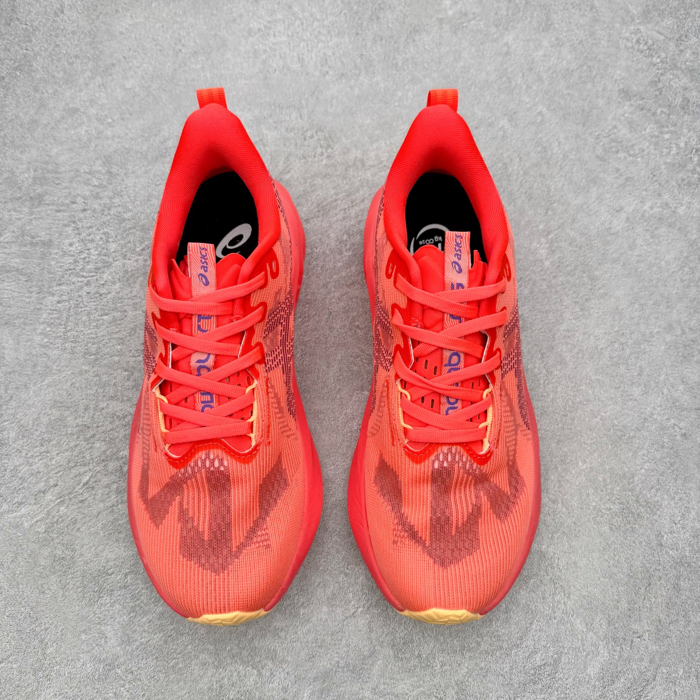 ＃XN ASICS NOVABLAST 5 舒适百搭低帮马拉松训练竞速跑步鞋 ASICS（亚瑟士）是日本