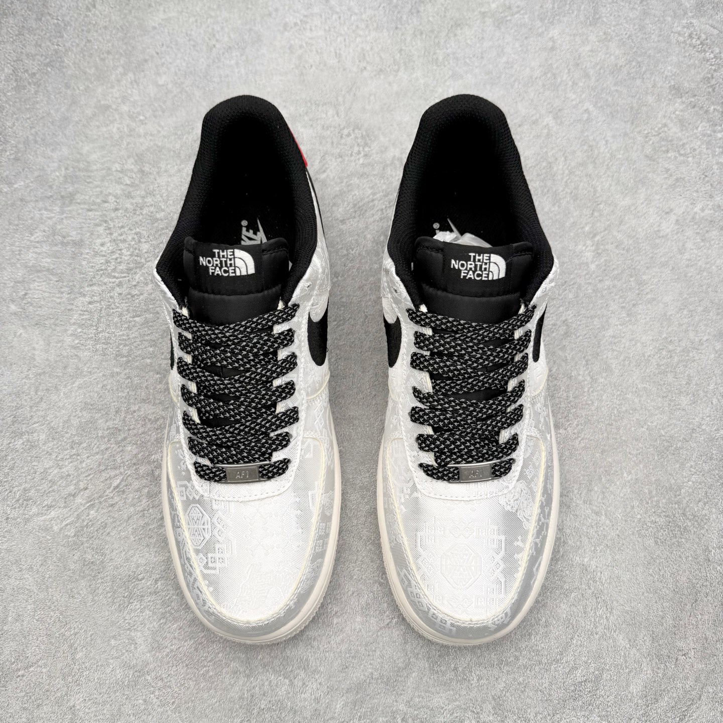 ＃特价福利‼️NK Air Force 1´07 Low 空军一号百搭休闲运动板鞋 DIY得物定制配色 