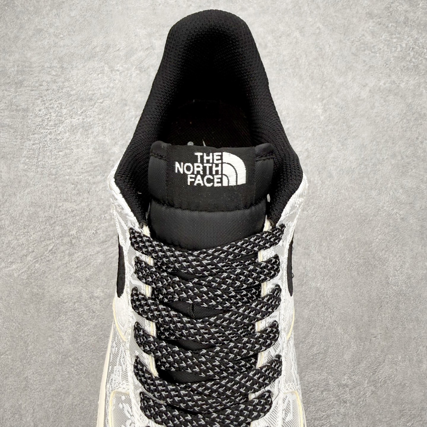 ＃特价福利‼️NK Air Force 1´07 Low 空军一号百搭休闲运动板鞋 DIY得物定制配色 