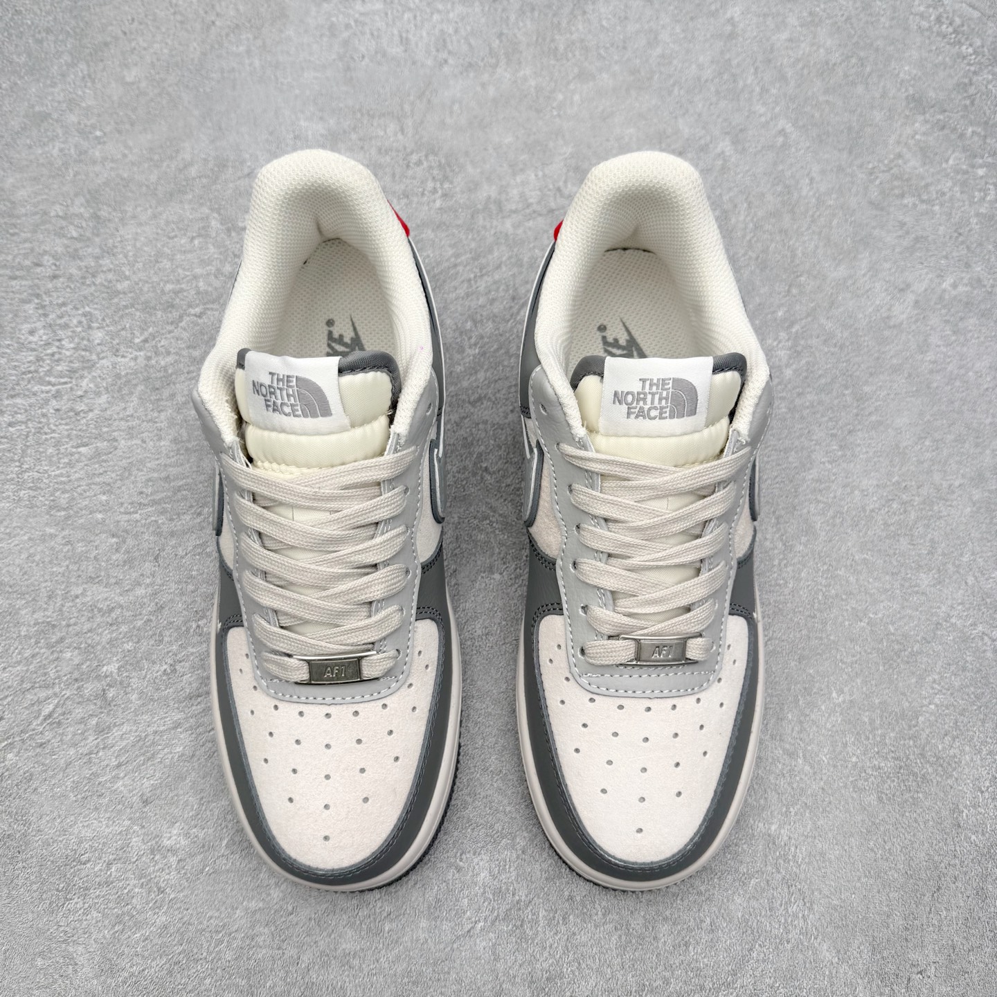 ＃特价福利‼️NK Air Force 1´07 Low 空军一号百搭休闲运动板鞋 DIY得物定制配色 