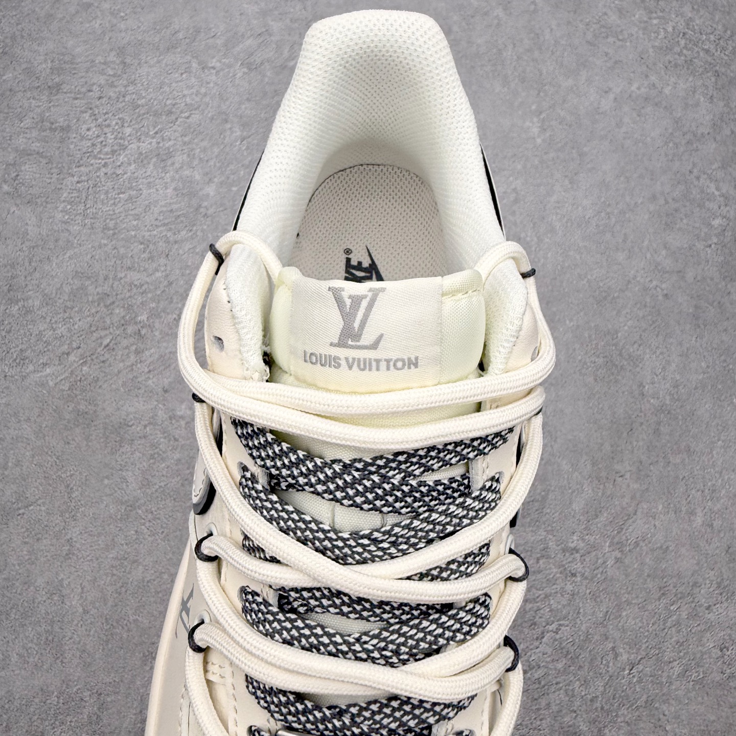 ＃特价福利‼️NK Air Force 1´07 Low 空军一号百搭休闲运动板鞋 DIY得物定制配色 