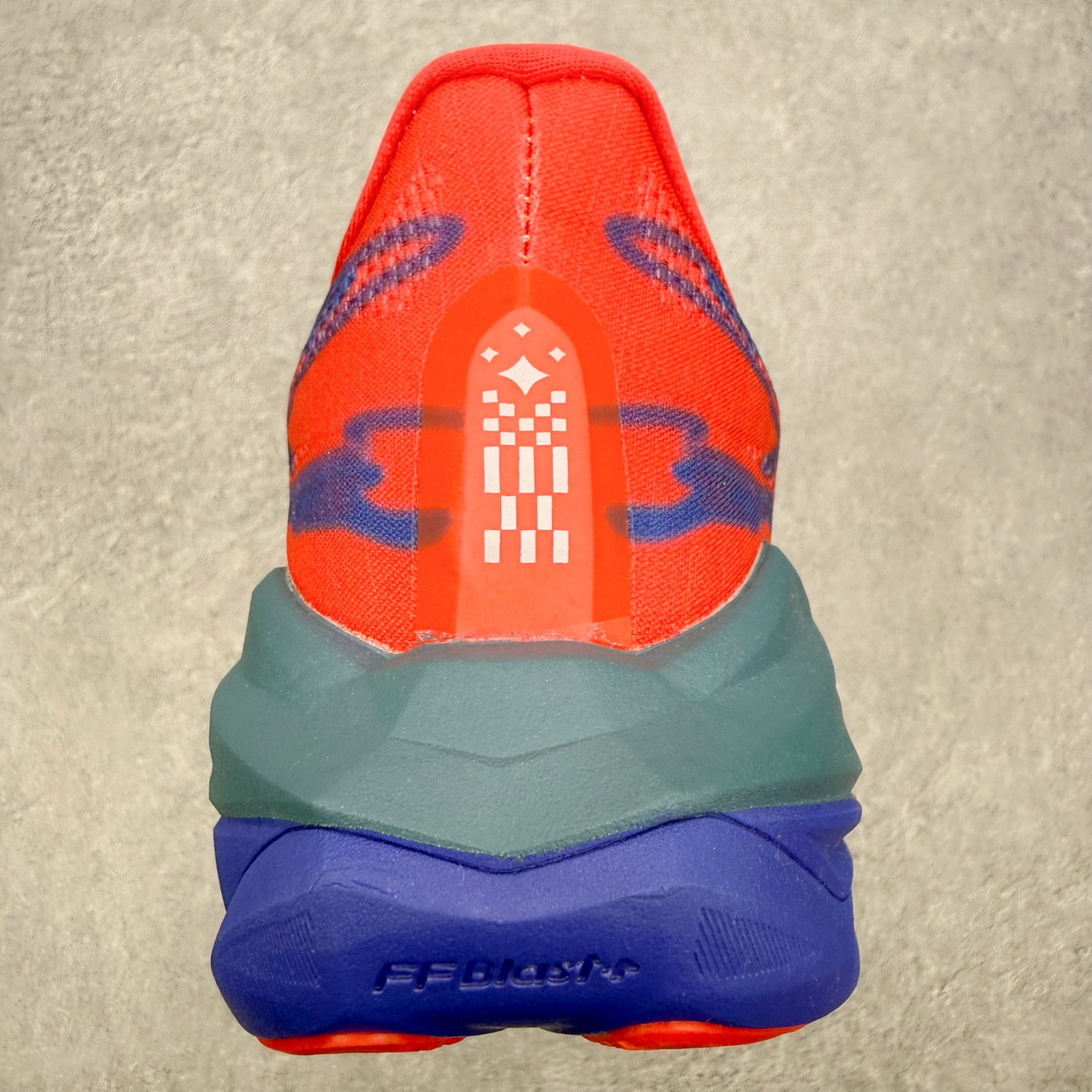 ASICS SUPERBLAST 3 舒适贴合回弹透气减震支撑跑步鞋 男女同款 Superblast 3