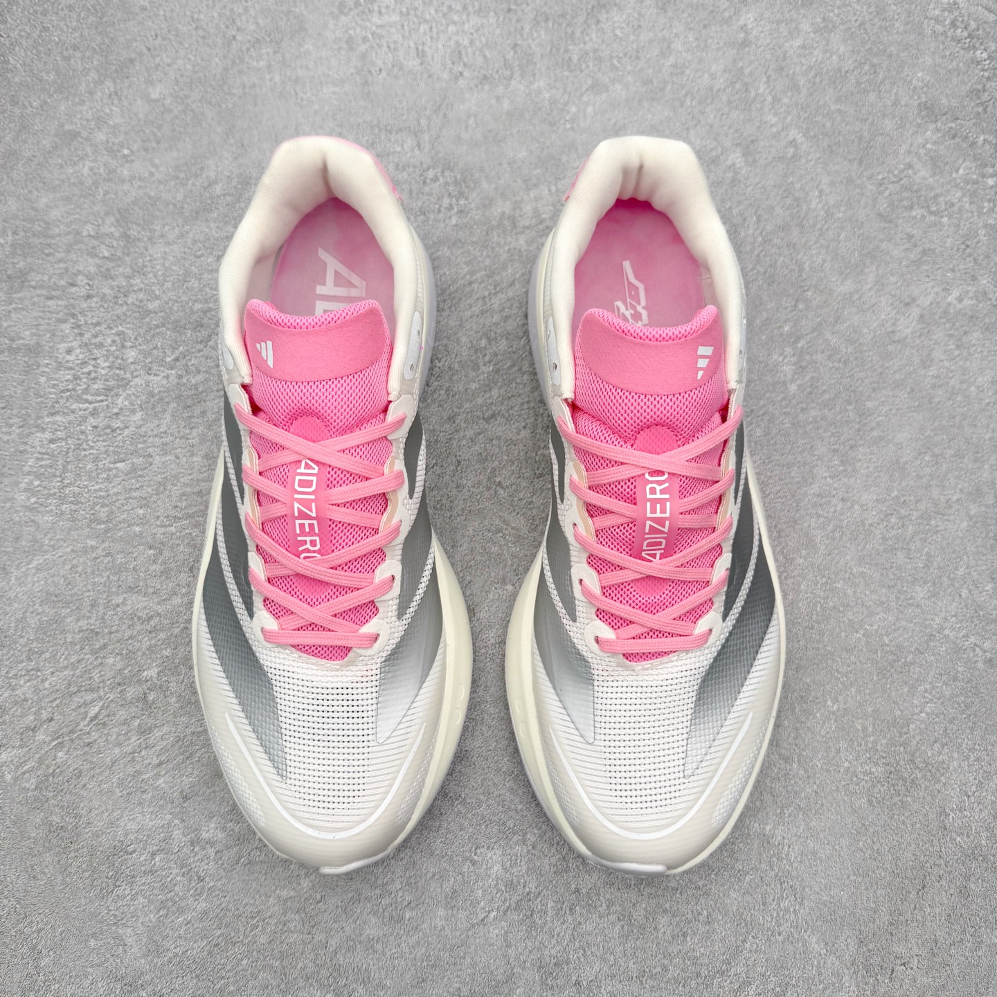 AD Adizero Boston 13 波士顿夏季透气网眼竞速跑鞋 JQ9687 延续爪型玻璃纤维推进
