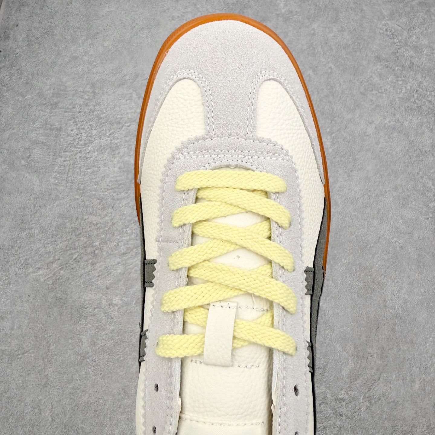 Asics Onitsuka Tige Tokuten 亚瑟士鬼冢虎男女士复古跑鞋街拍潮鞋低帮板鞋经典款