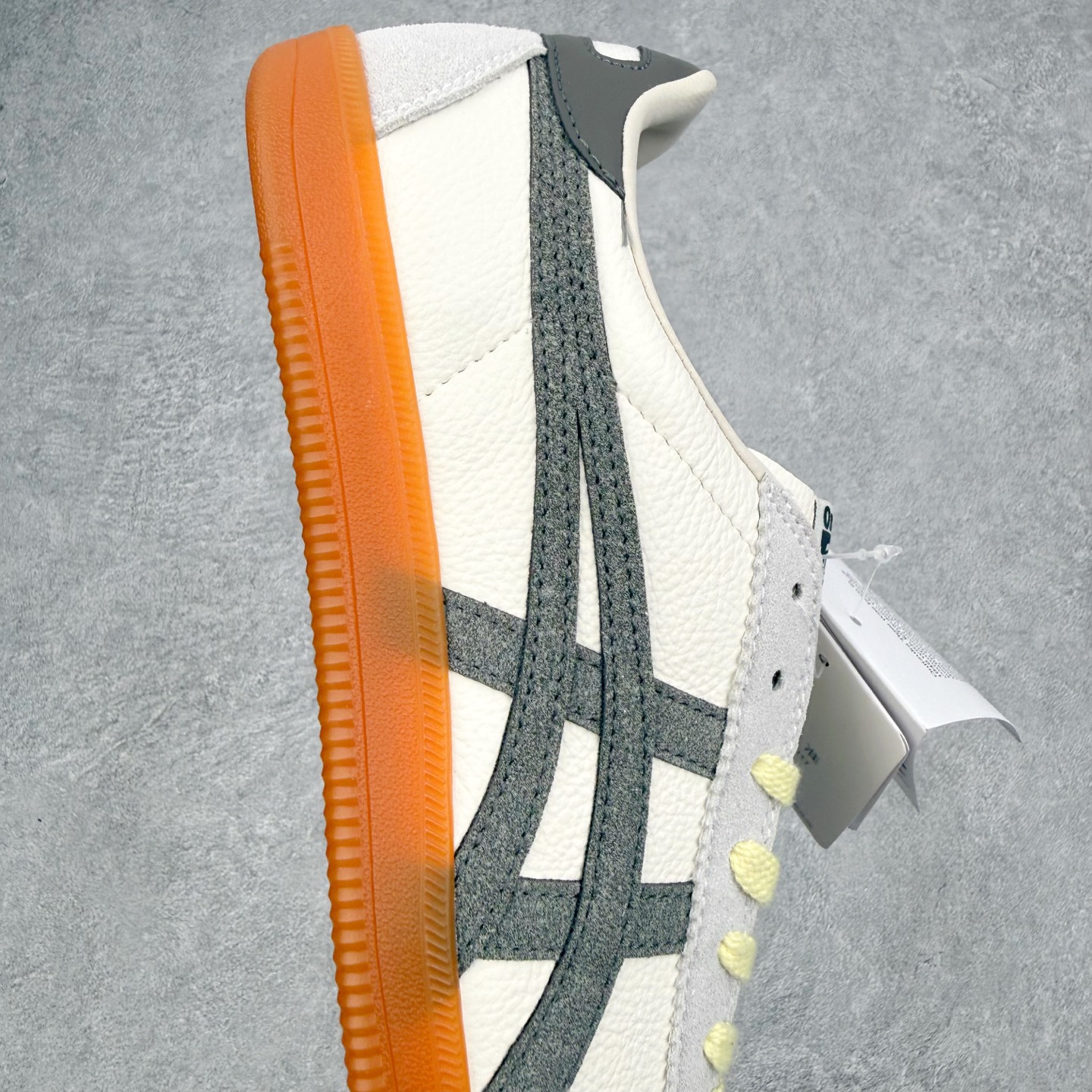 Asics Onitsuka Tige Tokuten 亚瑟士鬼冢虎男女士复古跑鞋街拍潮鞋低帮板鞋经典款