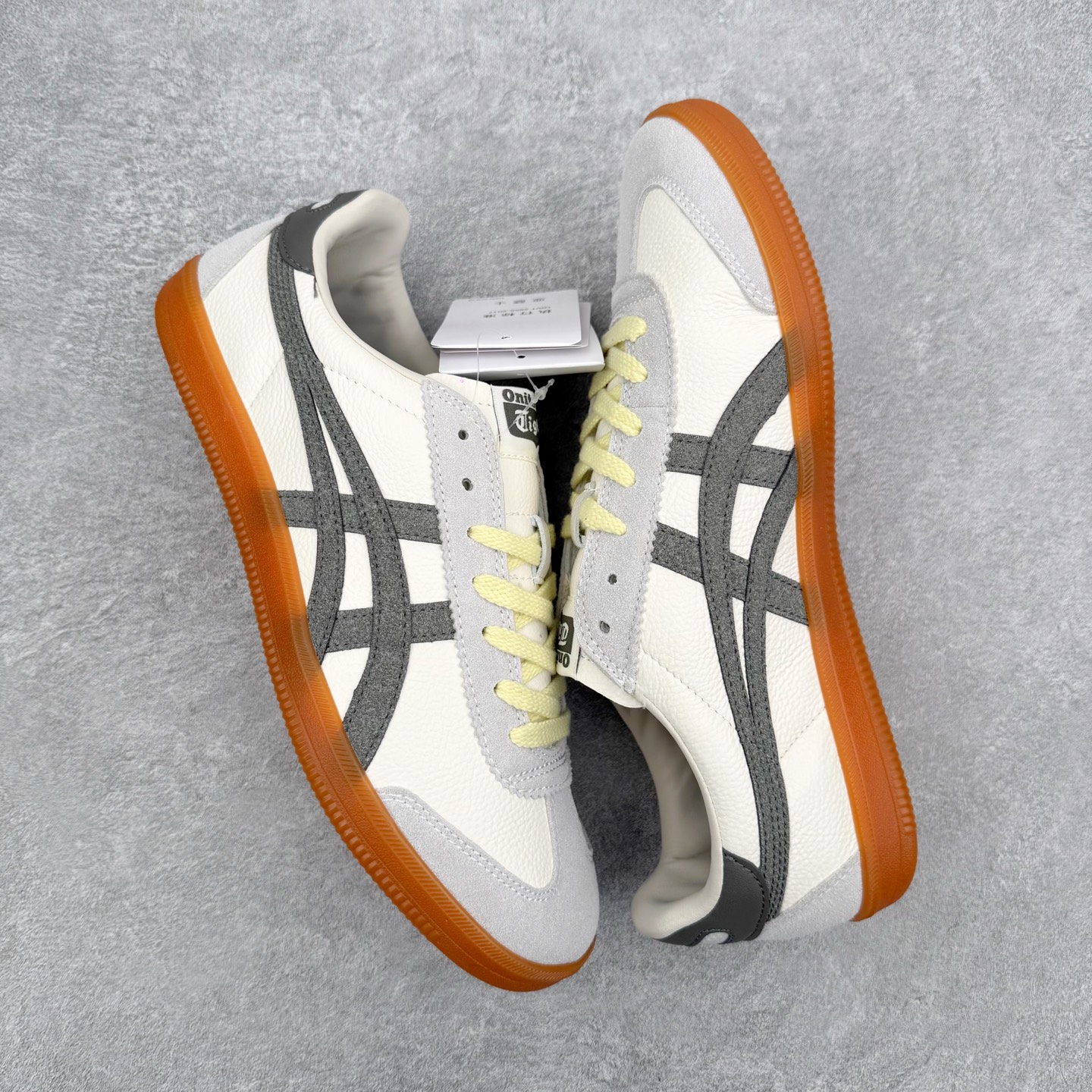Asics Onitsuka Tige Tokuten 亚瑟士鬼冢虎男女士复古跑鞋街拍潮鞋低帮板鞋经典款