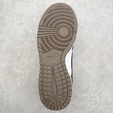 #YC纯原 NK Dunk Low 潮跃 DD1391-100 此款采用经典的黑白基底,在这之上,泼墨的 #YC纯原 NK Dunk Low 潮跃 DD1391-100 此款采用经典的黑白基底,在这之上,泼墨的