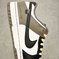 #YC纯原 NK Dunk Low 潮跃 DD1391-100 此款采用经典的黑白基底,在这之上,泼墨的 #YC纯原 NK Dunk Low 潮跃 DD1391-100 此款采用经典的黑白基底,在这之上,泼墨的