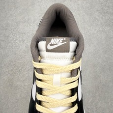 #YC纯原 NK Dunk Low 潮跃 DD1391-100 此款采用经典的黑白基底,在这之上,泼墨的 #YC纯原 NK Dunk Low 潮跃 DD1391-100 此款采用经典的黑白基底,在这之上,泼墨的