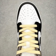 #YC纯原 NK Dunk Low 潮跃 DD1391-100 此款采用经典的黑白基底,在这之上,泼墨的 #YC纯原 NK Dunk Low 潮跃 DD1391-100 此款采用经典的黑白基底,在这之上,泼墨的