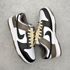 #YC纯原 NK Dunk Low 潮跃 DD1391-100 此款采用经典的黑白基底,在这之上,泼墨的 #YC纯原 NK Dunk Low 潮跃 DD1391-100 此款采用经典的黑白基底,在这之上,泼墨的