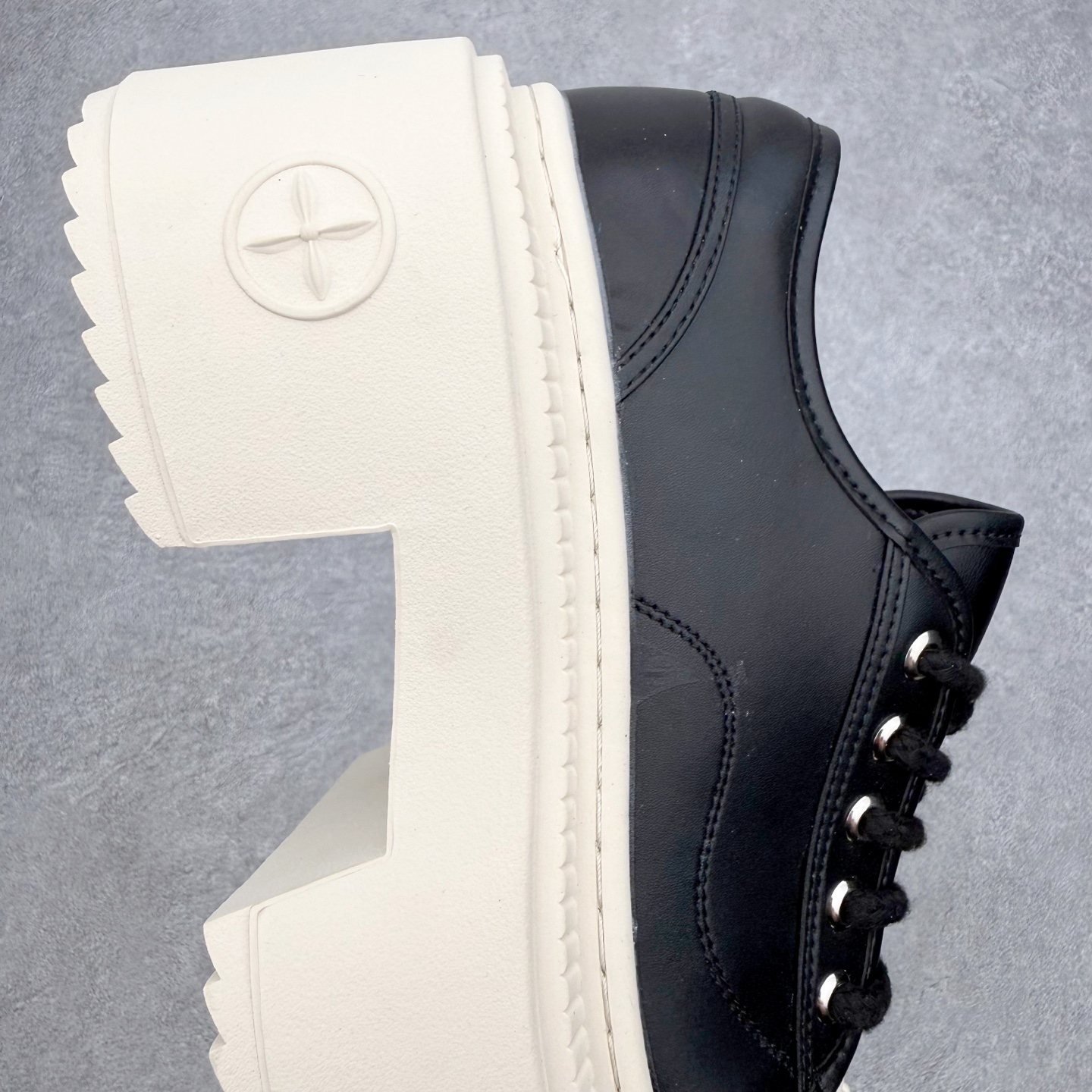 小红书穿搭爆款 国潮当红设计师品牌SMFK Garden Vintage Skate Low 花园系列低