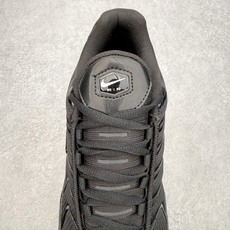 #纯原 NK Air Max Plus TN 气垫复古慢跑鞋 全黑款 -050一、基础信息• 俗称:TN #纯原 NK Air Max Plus TN 气垫复古慢跑鞋 全黑款 -050一、基础信息• 俗称:TN
