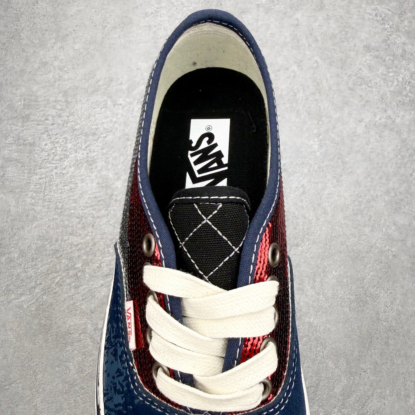 Vans Premium LX Authentic 44“Charms” 复古亮片做旧泼墨鞋身麂皮拼接渐