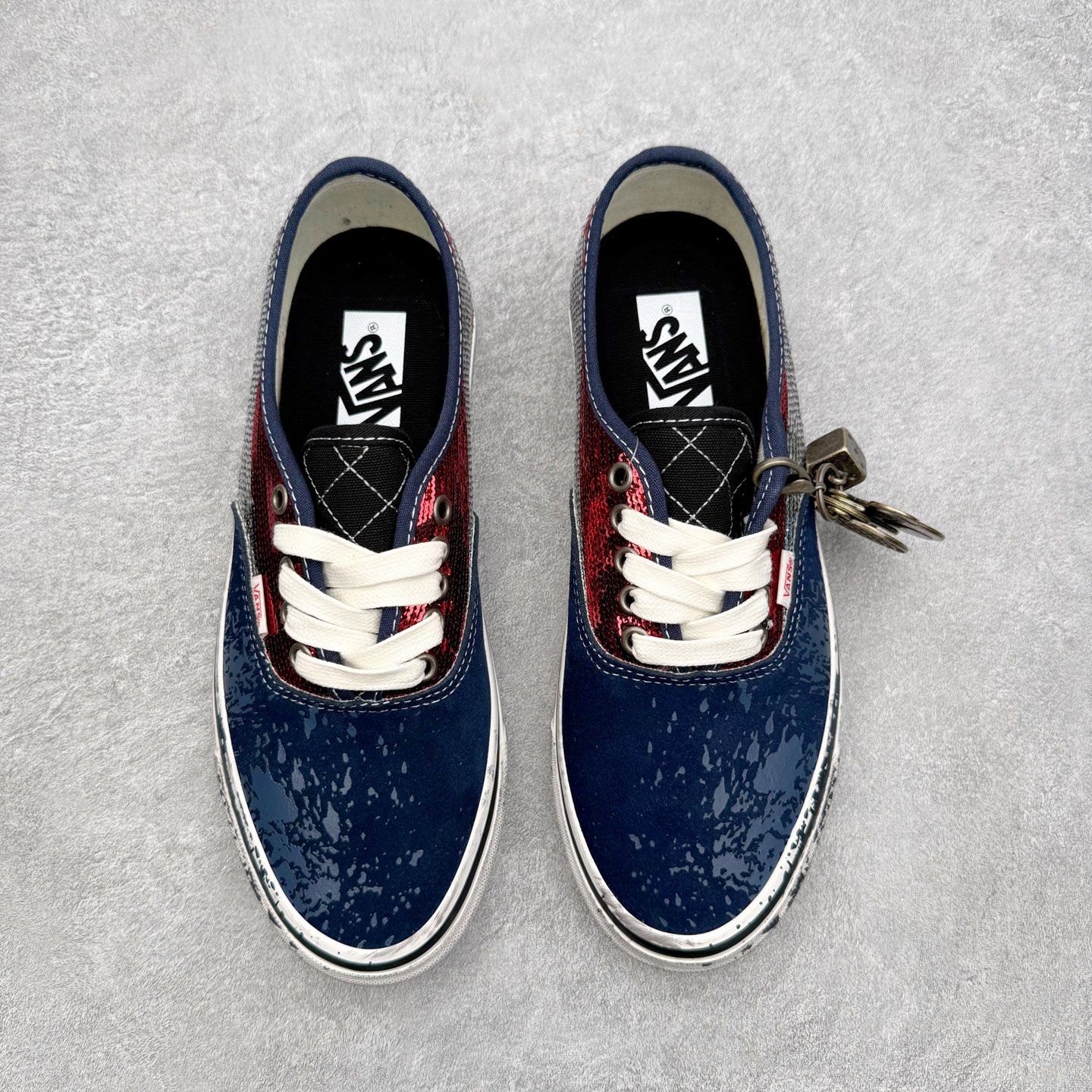 Vans Premium LX Authentic 44“Charms” 复古亮片做旧泼墨鞋身麂皮拼接渐