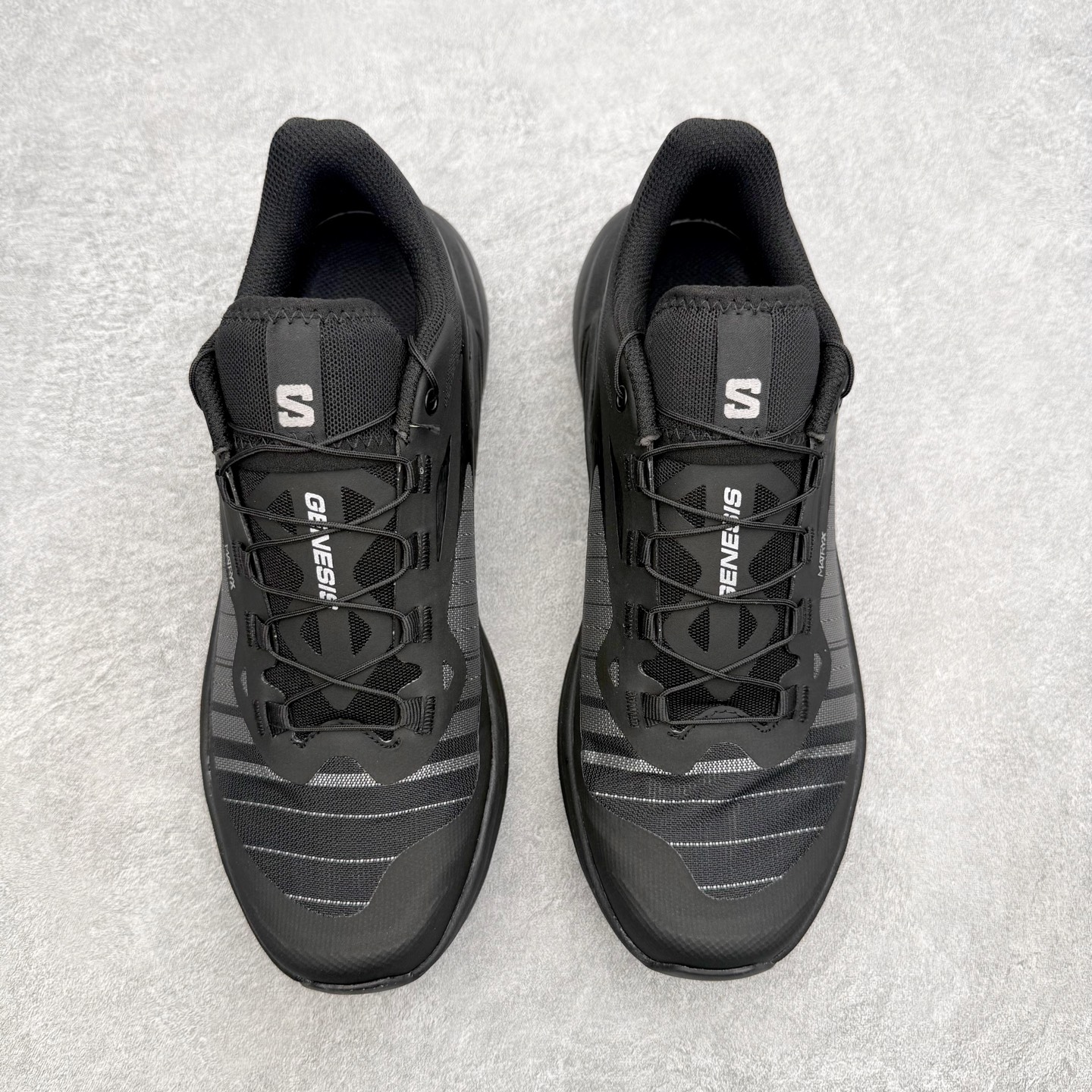 Salomon GENESIS 萨洛蒙全黑专业越野跑鞋一、基础参数• 型号：Salomon GENESI