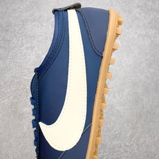 NK Moon Shoe OG SP复古登月华夫鞋一、基础型号信息• 官方名称:Nike Moon Sh NK Moon Shoe OG SP复古登月华夫鞋一、基础型号信息• 官方名称:Nike Moon Sh