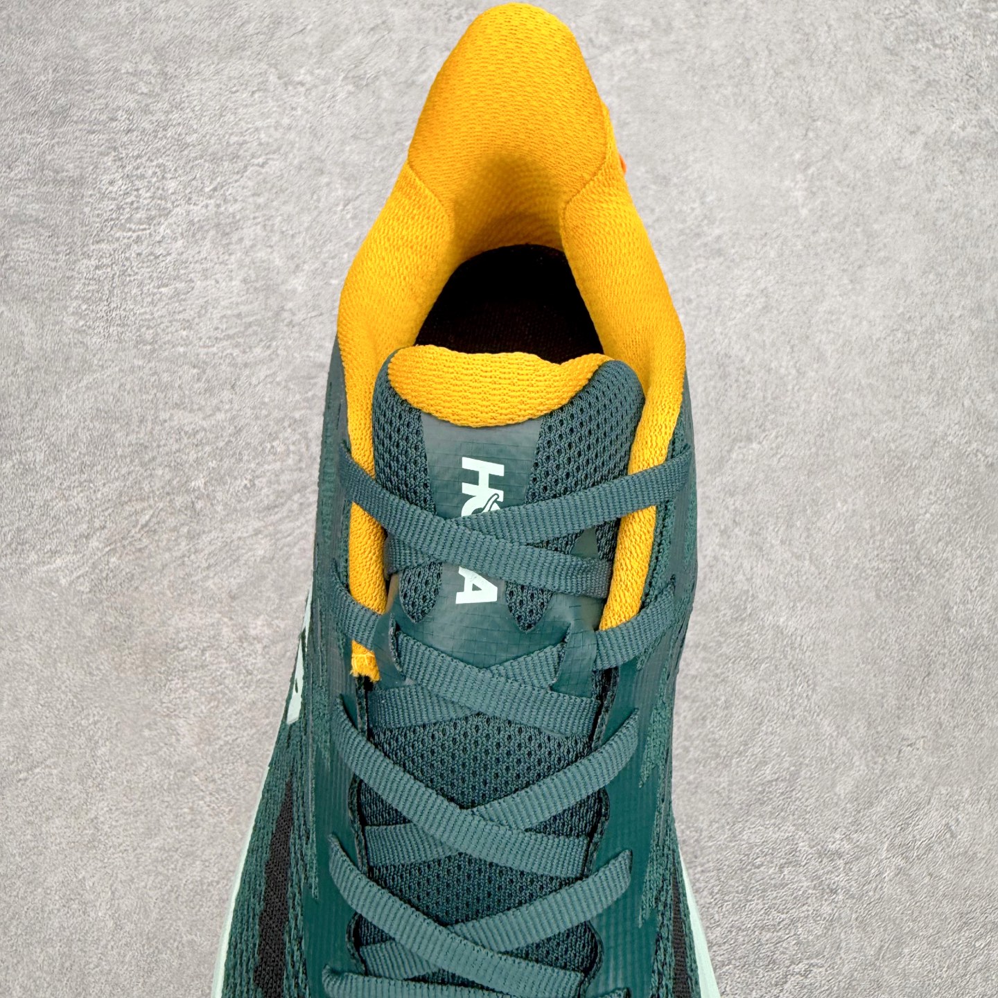 HOKA ONE ONE Challenger 8 GTX 舒适百搭 越野跑鞋 HOKA ONE ONE