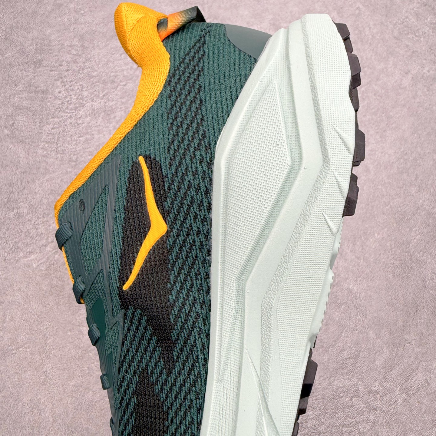 HOKA ONE ONE Challenger 8 GTX 舒适百搭 越野跑鞋 HOKA ONE ONE