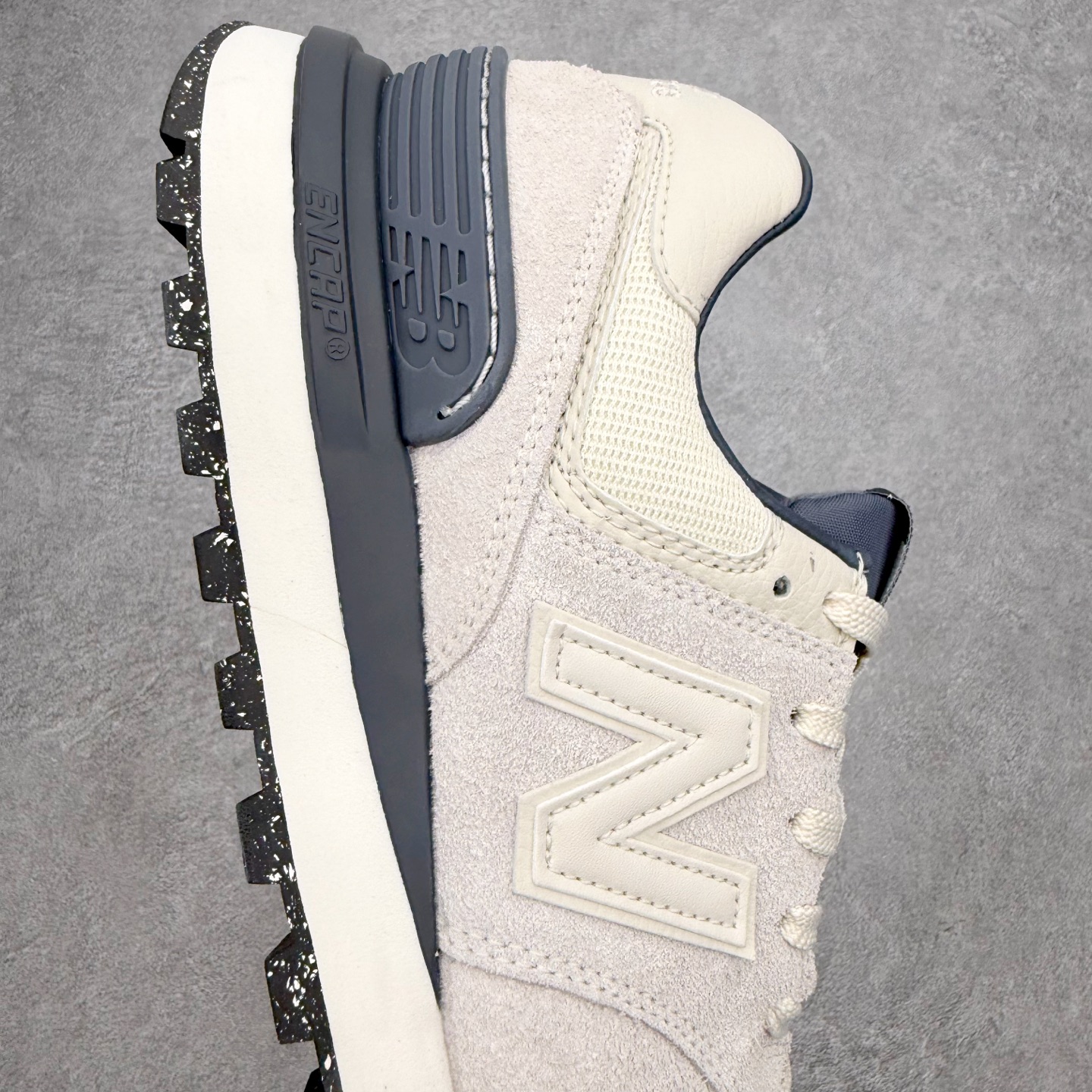 NB新百伦New Balance U574升级版系列低帮复古休闲运动慢跑鞋 新版NB574，妥妥美产既视