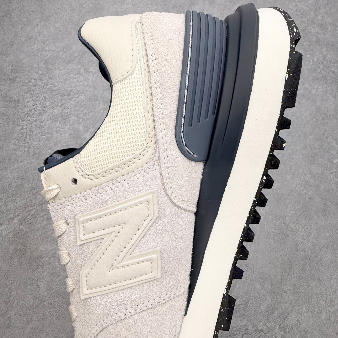NB新百伦New Balance U574升级版系列低帮复古休闲运动慢跑鞋 新版NB574，妥妥美产既视