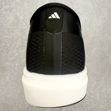 AD Adizero Adios 10 竞速训练跑鞋完整解析一、外观核心识别特征1. 配色与标识整体白基 AD Adizero Adios 10 竞速训练跑鞋完整解析一、外观核心识别特征1. 配色与标识整体白基