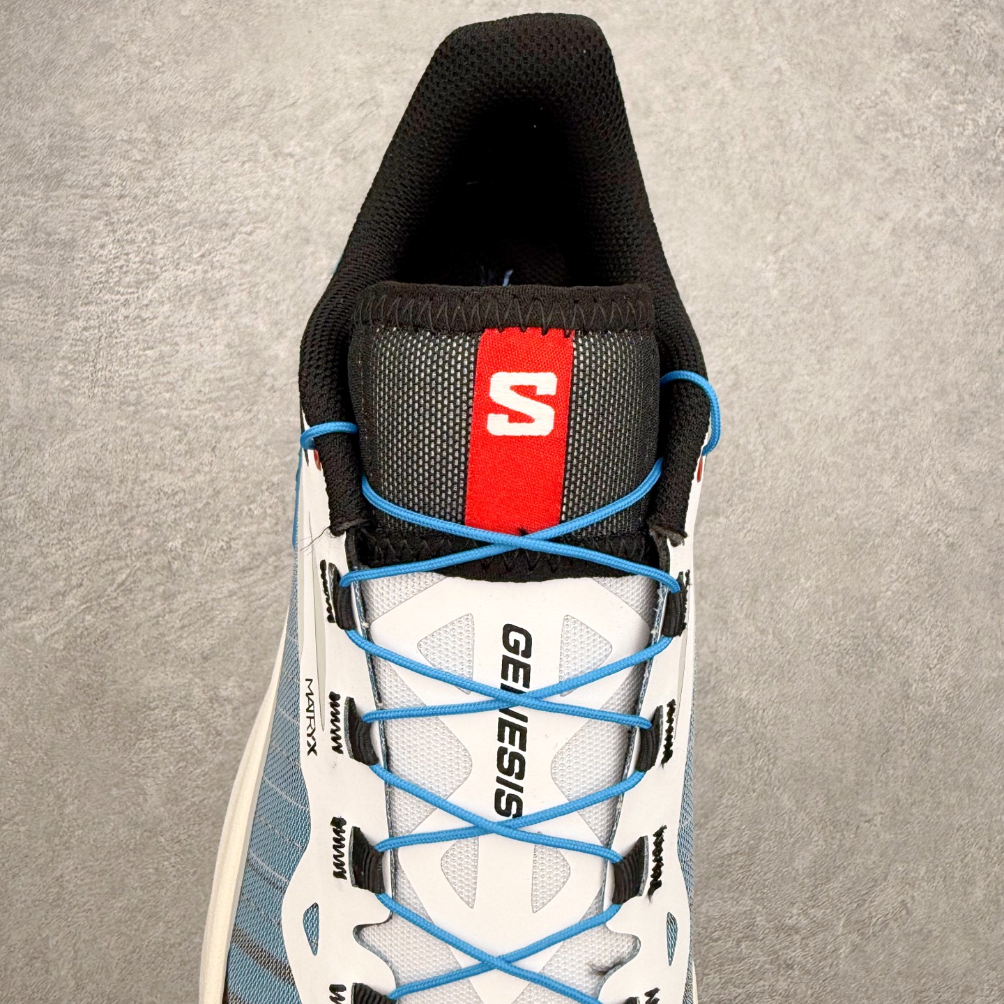 Salomon GENESIS 萨洛蒙全黑专业越野跑鞋一、基础参数• 型号:Salomon GENESI Salomon GENESIS 萨洛蒙全黑专业越野跑鞋一、基础参数• 型号:Salomon GENESI
