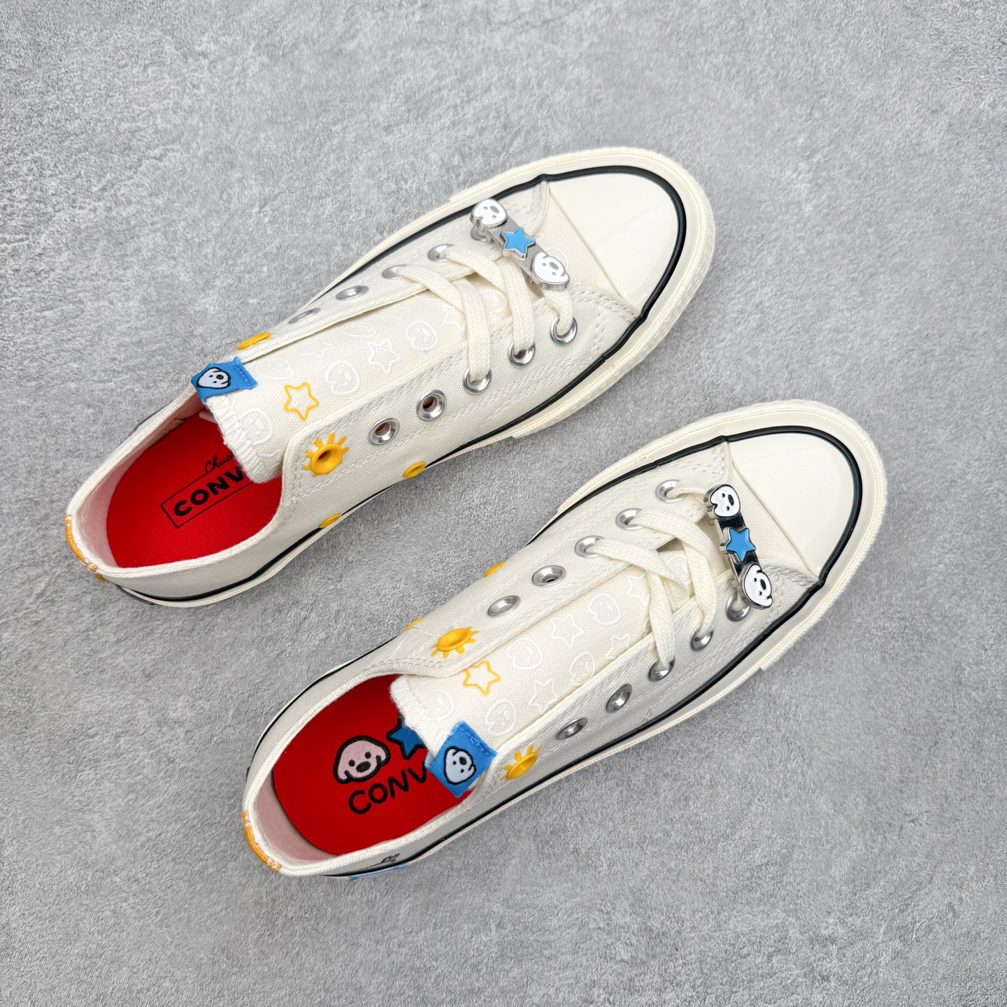 CONVERSE × MATSUI匡威松井犬艺术家合作款年度童趣联名 多巴胺撞色帆布鞋两款均以经典70s