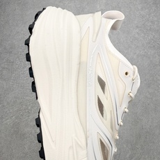 HOKA ONE ONE Stinson One 7 斯廷森7代系列低帮全地形厚底轻量运动越野跑鞋 HO HOKA ONE ONE Stinson One 7 斯廷森7代系列低帮全地形厚底轻量运动越野跑鞋 HO