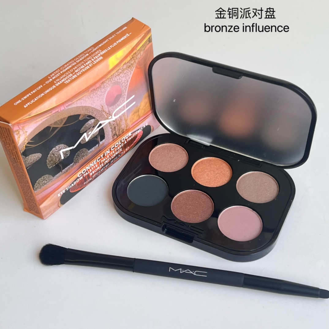 50💰
可配中文标+化妆刷✔️mac未来幻境6色眼影盘6.25g！色号：
rose lens#(2F)
embedded in rurgundy#(2G)
bronze influence#(2K)
encrypted kryptonite#(2L)