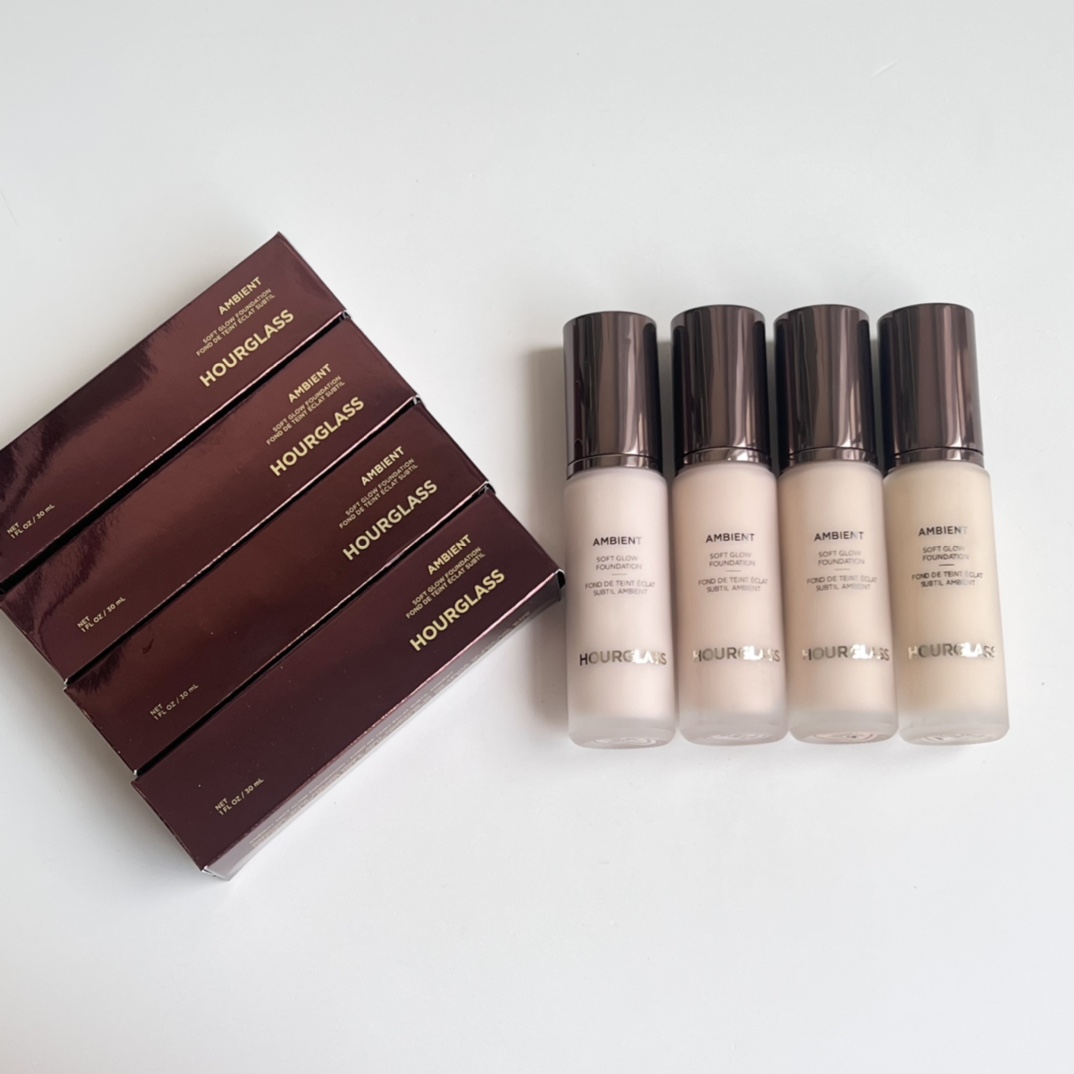 hourglass粉底液30ml！色号：1#Blanc ，1.5#Cream ，2#Cotton，2.5#Alabaster