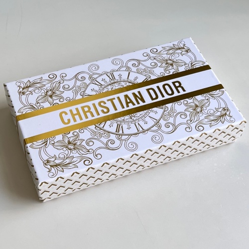 Dior Golden Christmas Edition Miniature Fragrance Set - 4 x 30ml 1 Dior Golden Christmas Edition Miniature Fragrance Set - 4 x 30ml