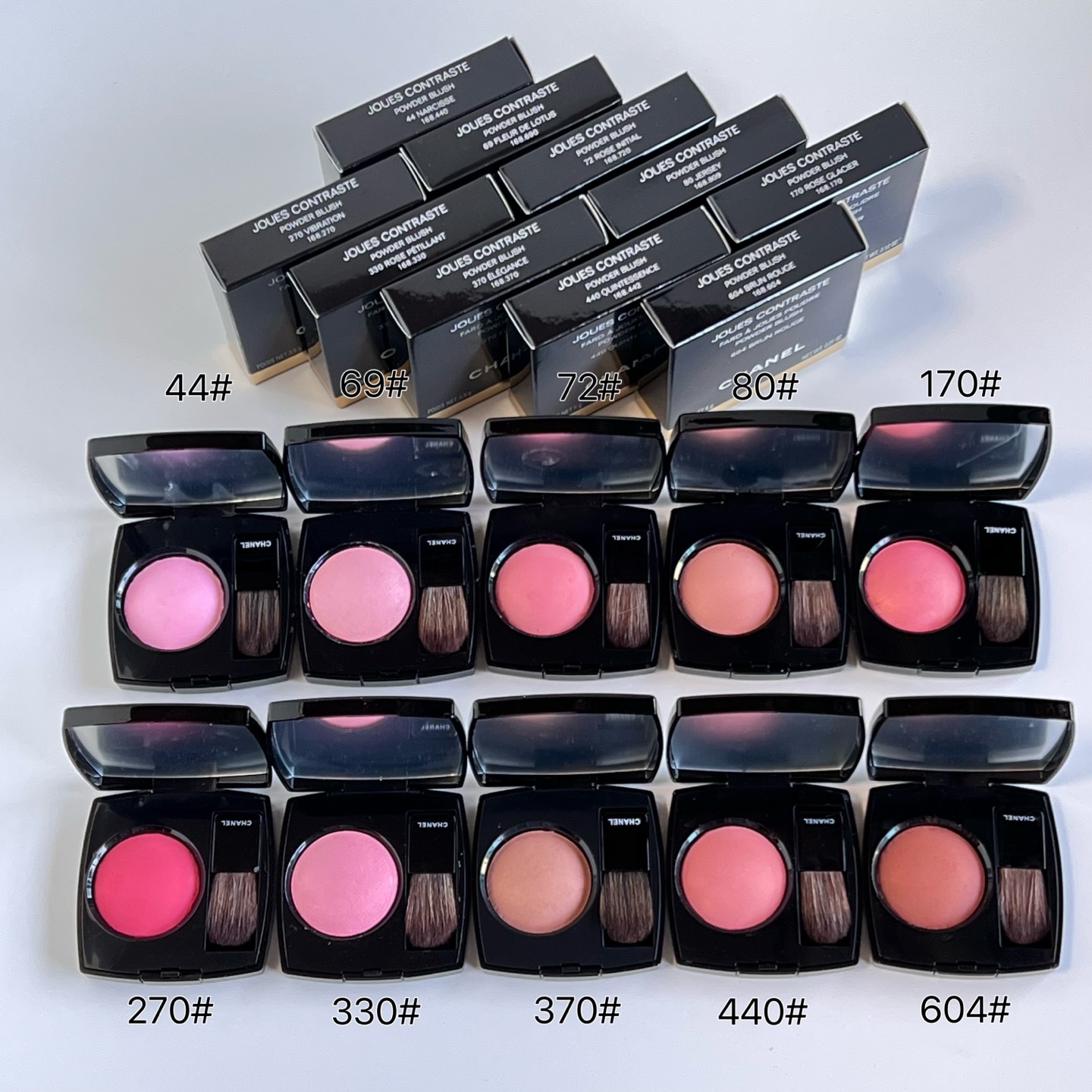 通/92💰
可配中文标，正品烤粉工艺，原厂包材，粉质纹路块块雅，细节全对版，味道对香，市面最高版本，非流通普货，正品质量直供，支持对比，明通市场认可版本✔️香奈儿烘焙腮红明通版！色号：44#，69#，72#，80#，170#，270#，330#，370#，440#，604#。