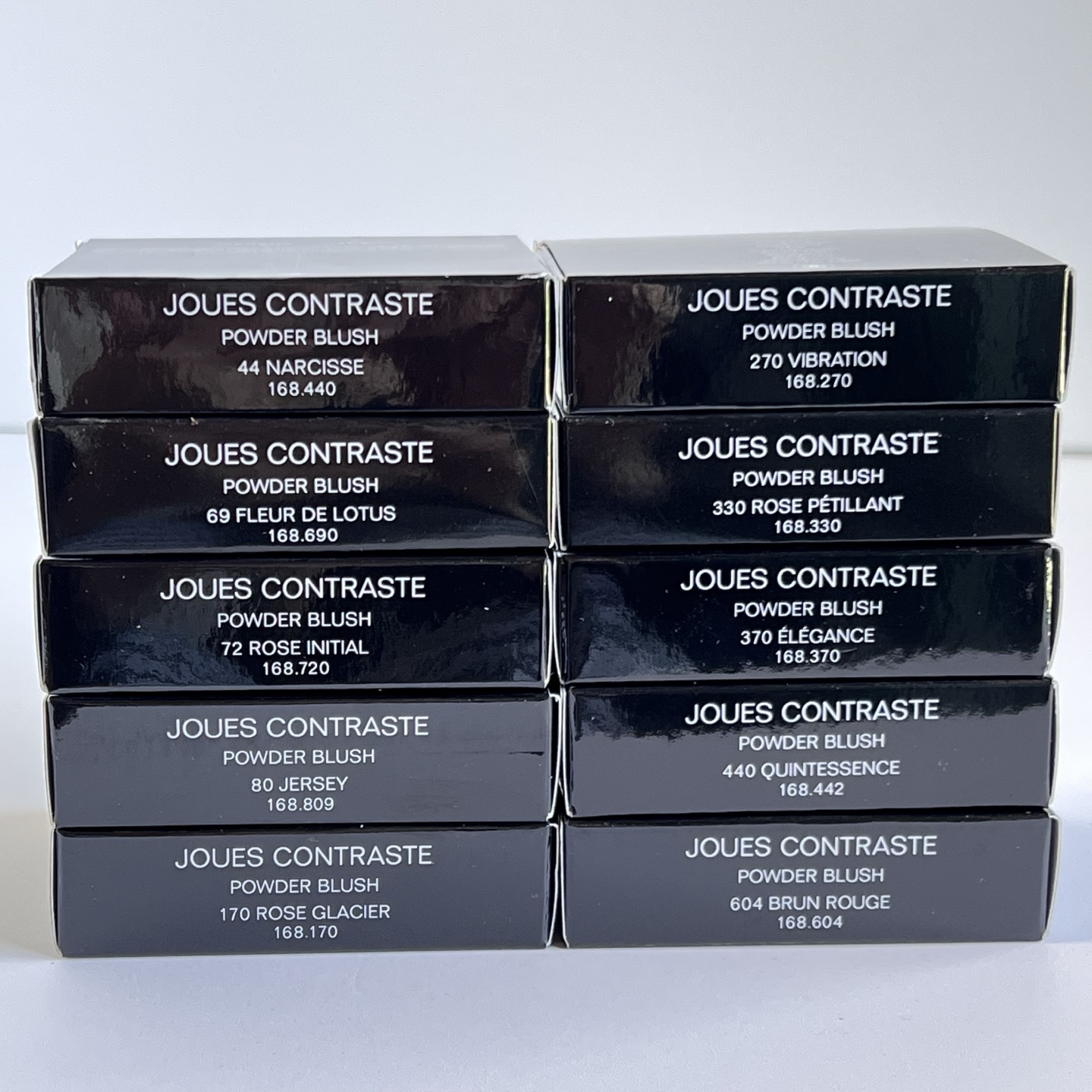 通/92💰
可配中文标，正品烤粉工艺，原厂包材，粉质纹路块块雅，细节全对版，味道对香，市面最高版本，非流通普货，正品质量直供，支持对比，明通市场认可版本✔️香奈儿烘焙腮红明通版！色号：44#，69#，72#，80#，170#，270#，330#，370#，440#，604#。